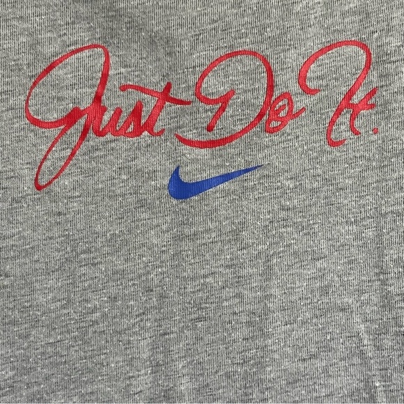 Nike Women’s Just Do It Training Athletic Tank Top Size Medium Gray - Picture 2 of 8